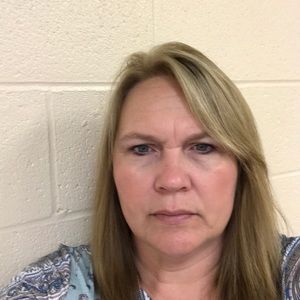 Meet your Posher, Bobbie